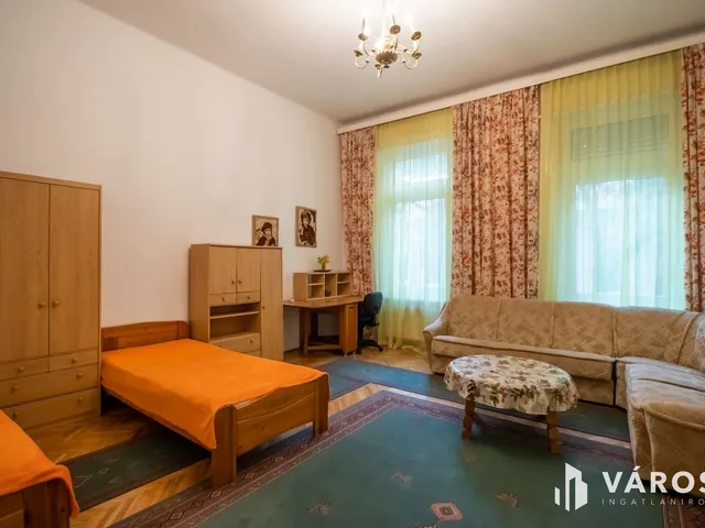 Eladó lakás Székesfehérvár, Belváros 119 nm