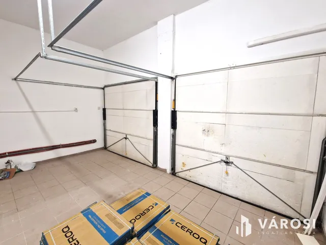 Kiadó kereskedelmi és ipari ingatlan Békéscsaba, Belváros 67 nm