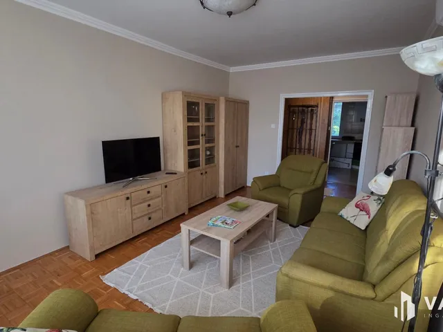 Kiadó lakás Debrecen, Nagyerdő 71 nm