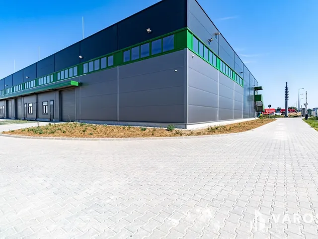 Eladó kereskedelmi és ipari ingatlan Maglód 144 nm