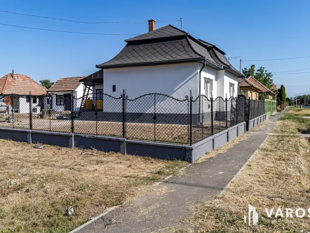 Eladó ház Zsámbok 67 nm