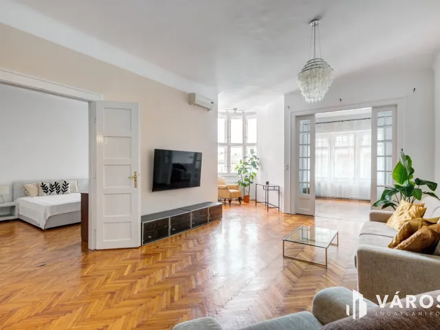 Eladó lakás Budapest VI. kerület 147 nm