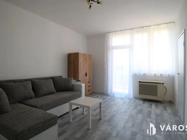 Kiadó lakás Békéscsaba, Kazinczy-lakótelep 40 nm