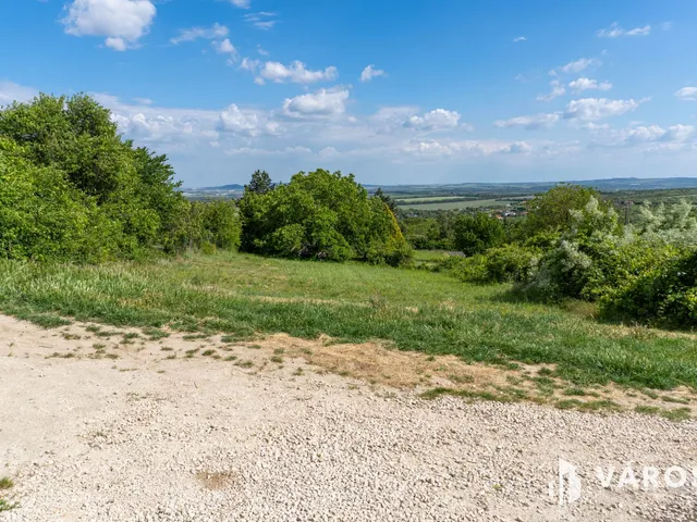 Eladó telek Zsámbék 818 nm