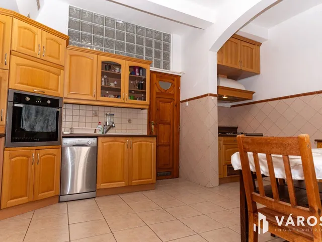Eladó ház Debrecen, Óváros 72 nm