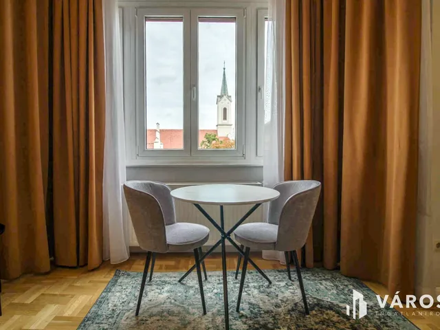 Kiadó lakás Budapest I. kerület 115 nm