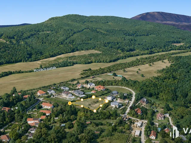 Eladó telek Csobánka 2693 nm