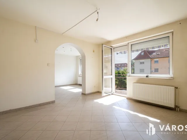 Eladó lakás Budapest XV. kerület 79 nm