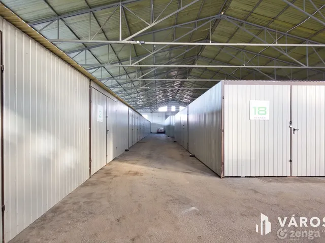 Eladó kereskedelmi és ipari ingatlan Békéscsaba, Mezőmegyer 1400 nm
