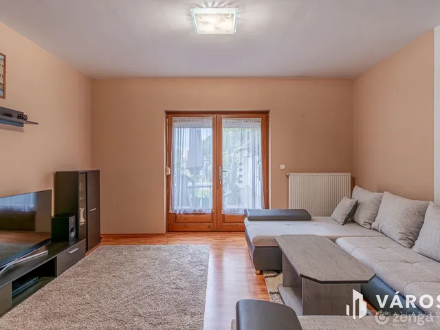Eladó ház Zsombó 190 nm