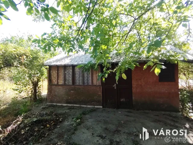 Eladó mezőgazdasági ingatlan Dömsöd 30 nm