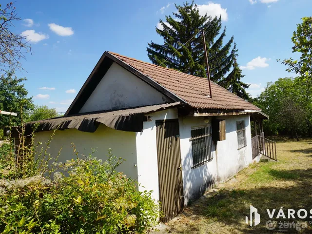 Eladó mezőgazdasági ingatlan Zsámbék 1762 nm