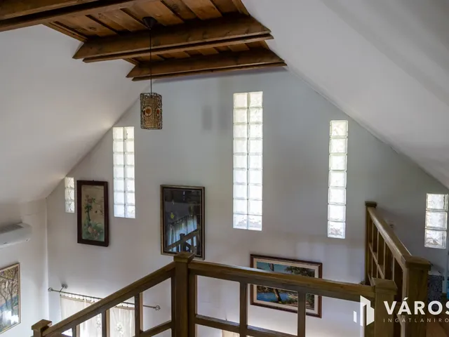 Eladó ház Bocskaikert 250 nm