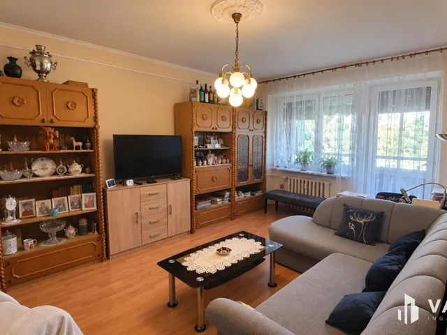 Eladó lakás Szombathely, Oladi lakótelep 68 nm