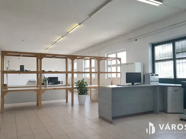 Kiadó kereskedelmi és ipari ingatlan Debrecen, Lencztelep 1246 nm
