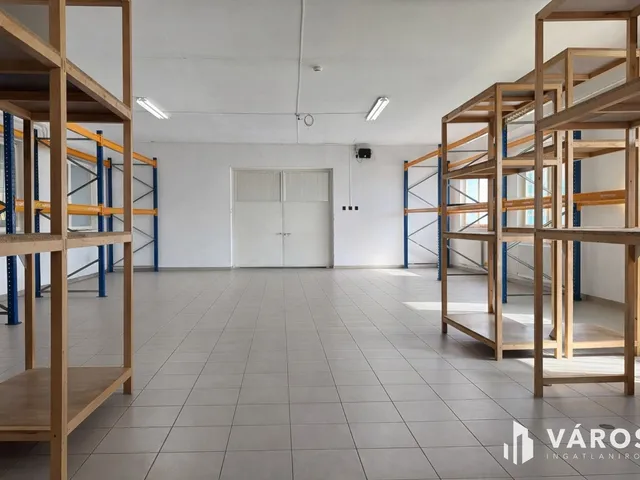 Eladó kereskedelmi és ipari ingatlan Debrecen, Lencztelep 1271 nm