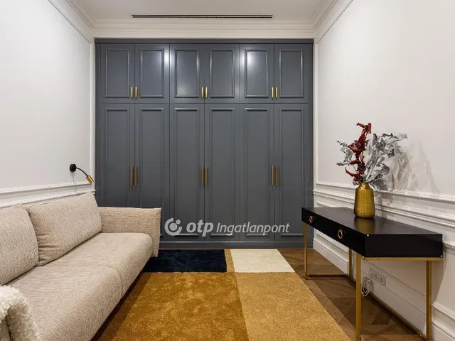 Eladó lakás Budapest VI. kerület 98 nm