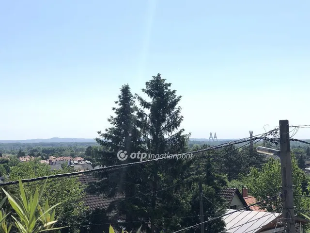 Eladó ház Budakalász 230 nm