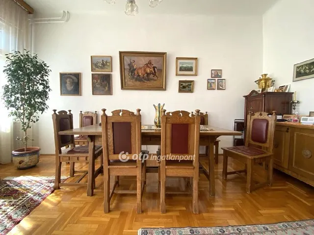 Eladó lakás Budapest I. kerület, Krisztinaváros I. ker. 101 nm