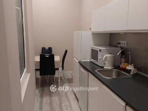 Eladó lakás Budapest VIII. kerület 80 nm