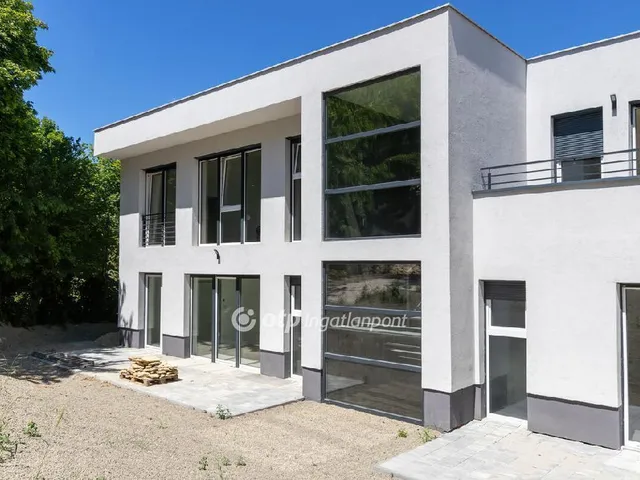Eladó lakás Budapest II. kerület 32 nm