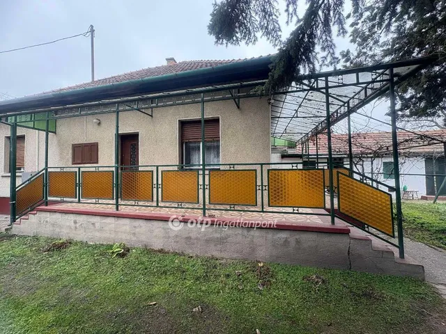 Eladó ház Monor 100 nm