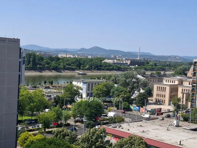 Eladó lakás Budapest XIII. kerület 68 nm