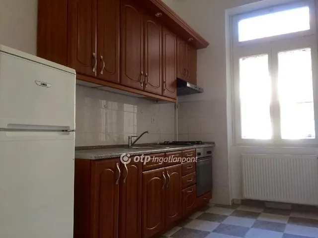Eladó lakás Budapest II. kerület 73 nm