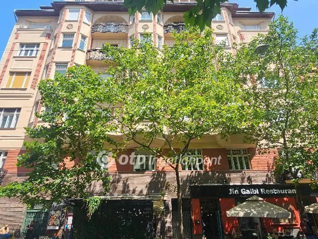 Eladó lakás Budapest V. kerület 70 nm