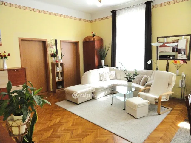 Eladó lakás Budapest XIII. kerület, Lőportárdűlő 78 nm