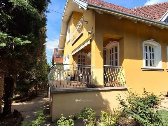 Eladó ház Veresegyház 252 nm