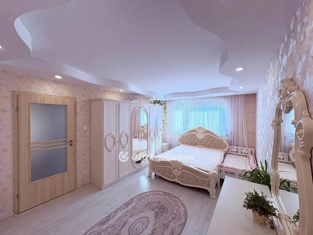 Eladó lakás Budapest XV. kerület, Újpalota 71 nm