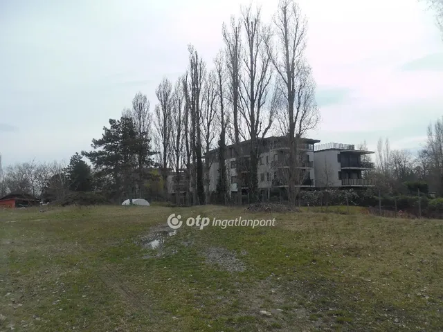 Eladó telek Budapest III. kerület 4314 nm