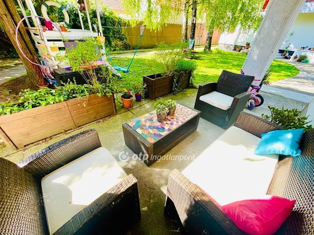 Eladó ház Budakalász 210 nm