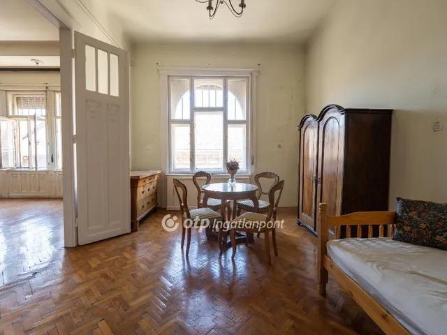 Eladó lakás Budapest V. kerület 126 nm