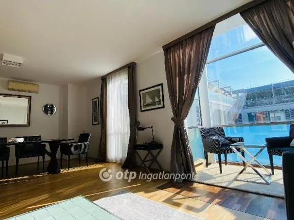 Kiadó lakás Budapest V. kerület 140 nm