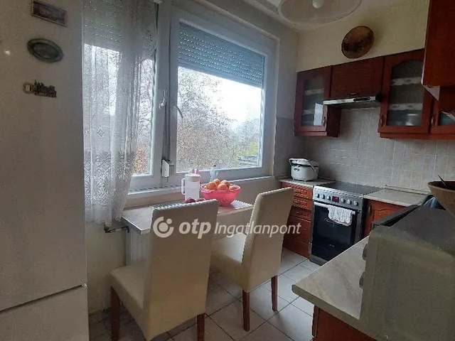 Eladó lakás Budapest XV. kerület 71 nm