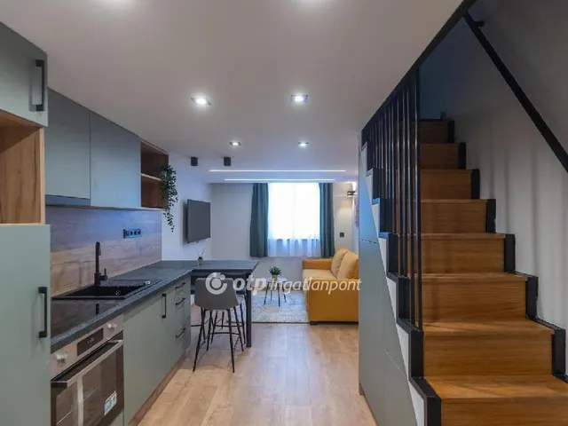 Eladó lakás Budapest VI. kerület 28 nm