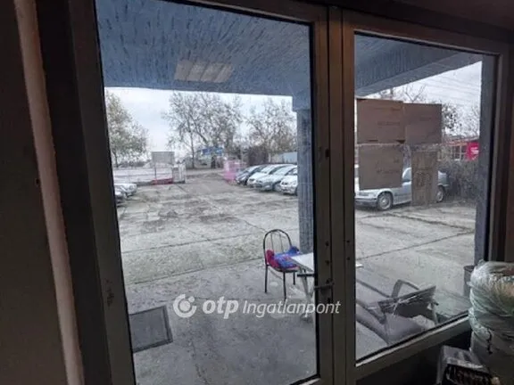 Eladó ház Monor 360 nm