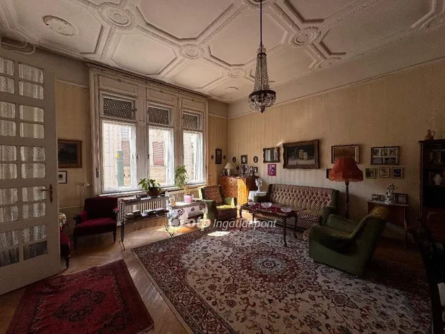 Eladó lakás Budapest V. kerület 89 nm