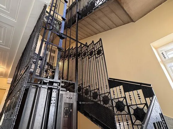 Eladó lakás Budapest V. kerület 89 nm