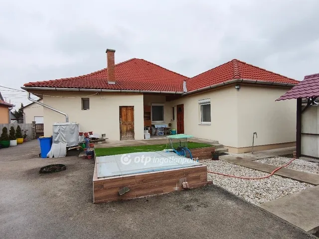 Eladó ház Üllő 103 nm