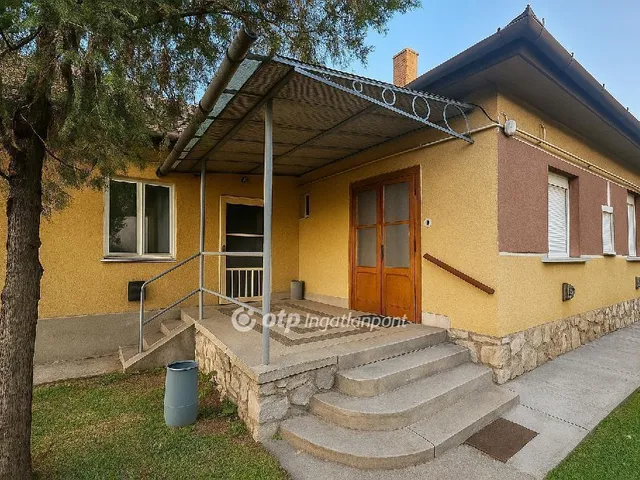 Eladó ház Monor 79 nm