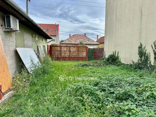 Eladó ház Monor 228 nm