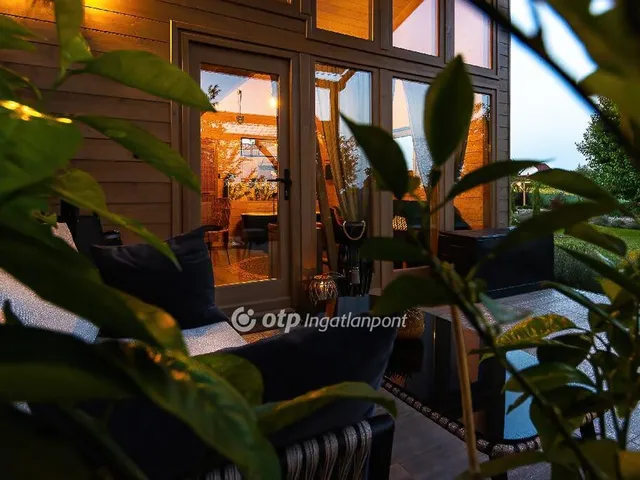 Eladó telek Monor 2136 nm