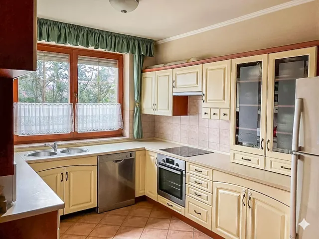 Eladó ház Dunakeszi 133 nm