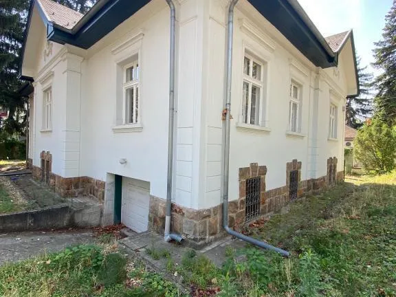 Eladó ház Budapest III. kerület 450 nm