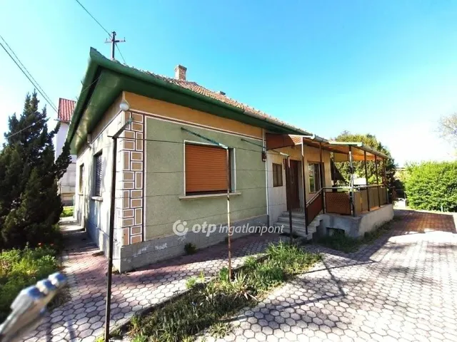 Eladó ház Vecsés 76 nm