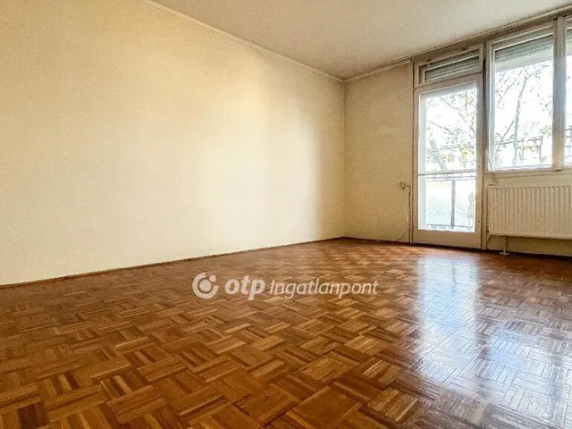 Eladó lakás Győr 42 nm