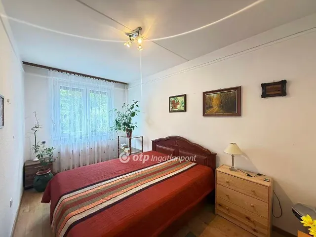 Eladó lakás Budapest IV. kerület 74 nm